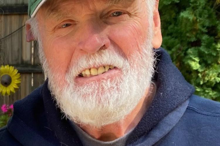 GLENN CARLSON GLENN CARLSON