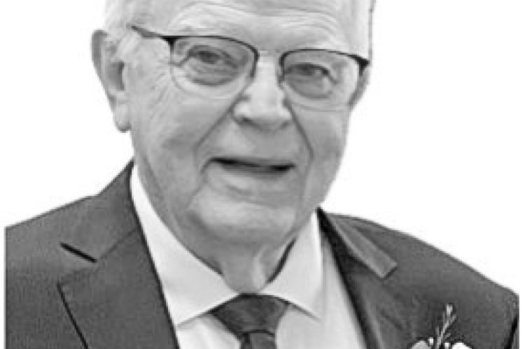 DONALD EDWARDS DONALD EDWARDS