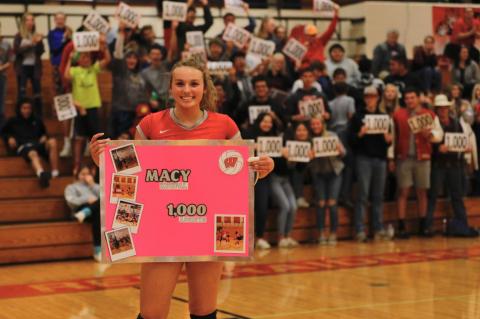 WAGNER BRINGS HOME DIG PINK TROPHY