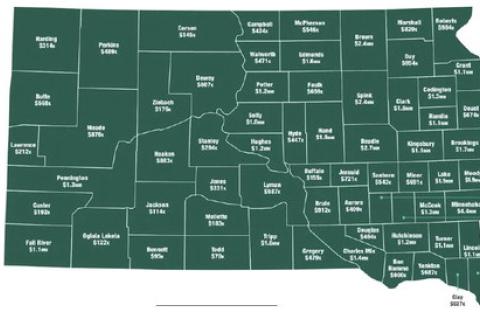 Above: 2025 South Dakota FCSAmerica Cash-Back Distribution Map. Amounts are rounded. For exact payouts, visit FCSAmerica.com/cashback.