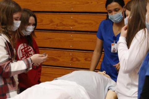 8TH GRADERS TRAVEL TO WAGNER FOR CAREER FAIR