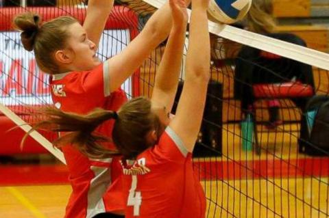 WAGNER SWEEPS TDA IN 3 SETS ON SENIOR NIGHT