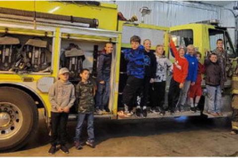 AVON ELEMENTARY STUDENTS VISIT AVON FIRE DEPARTMENT