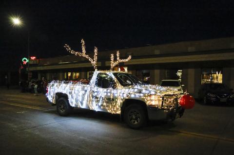 Wagner's Parade of Lights was held Friday night, December 6th. Main Street quickly filled with cars and eager spectators for the parade and the evening activities and shopping fun including pictures with Santa at the Wagner Theatre. Bouza Fireworks once a
