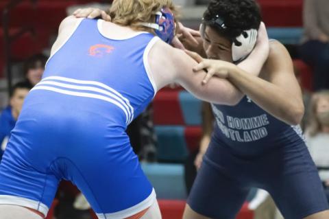 GUNTER AND BIEREMA COMPETE AT BON HOMME DUAL