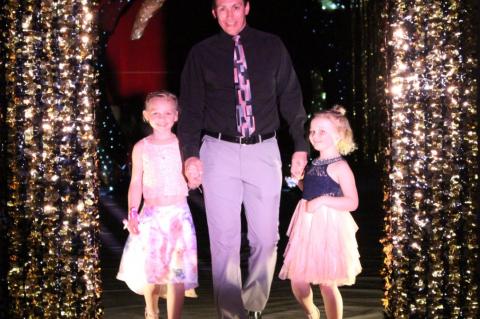 BIG AND LITTLE DANCE