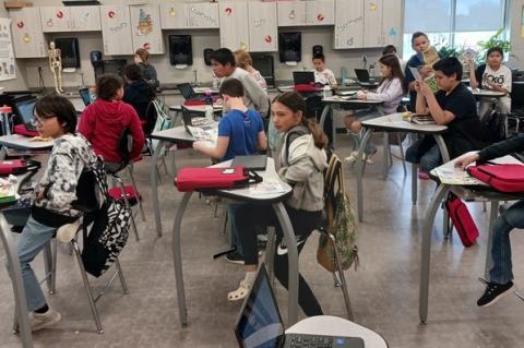 Article Image Alt Text