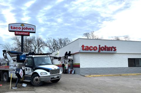 Article Image Alt Text