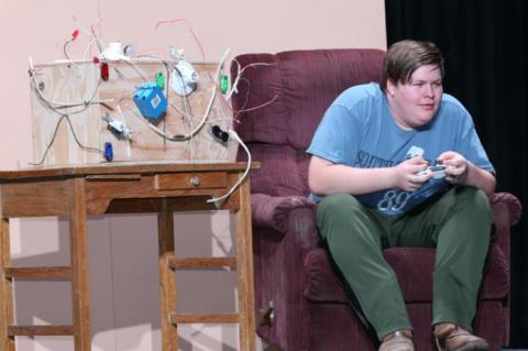 	WAGNER HIGH SCHOOL THEATER PRESENTS SPRING PLAY n