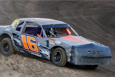 RACING ACTION BEGINS AT WAGNER SPEEDWAY