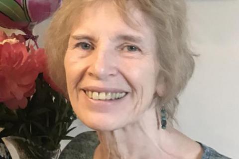 Article Image Alt Text