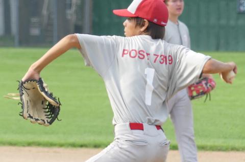Colton Zephier pitching. Photos by Mieke Slaba.