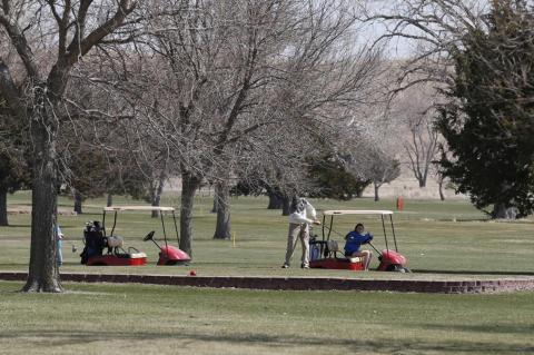 GOLFERS AND FISHERMEN TAKE ADVANTAGE OF BEAUTIFUL EASTER WEEKEND WEATHER