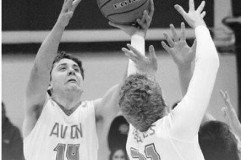 PIRATES HOST CORSICA-STICKNEY