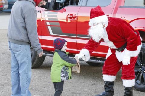 SANTA MAKES A STOP IN AVON