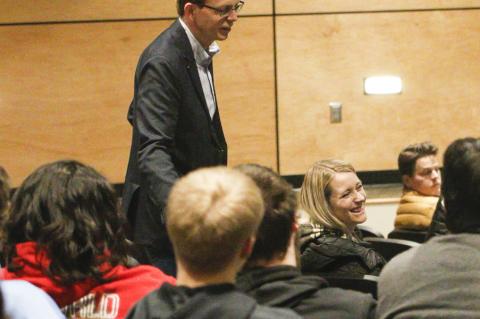 Article Image Alt Text