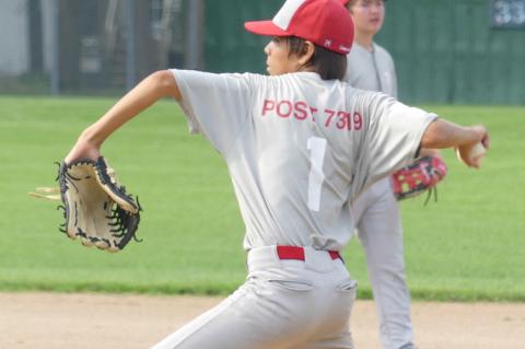 Colton Zephier pitching. Photos by Mieke Slaba.
