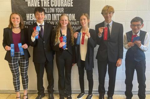 WAGNER ORAL INTERP STARTS THE SEASON OFF WITH 6 SUPERIORS