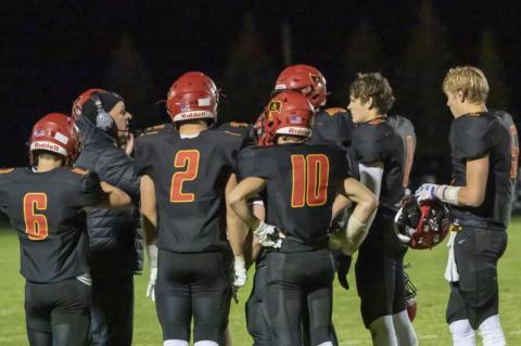 AVON PIRATES CONTINUE THEIR FIGHT TO THE DOME