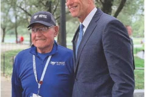 Don Sternhagen of Avon, with Senator Thune in Washington, D.C. during a Midwest Honor Flight trip on October 7.