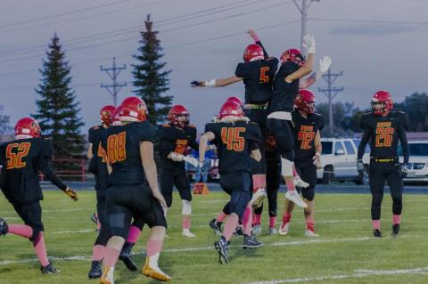 AVON PIRATES (8-0) END SEASON UNDEFEATED