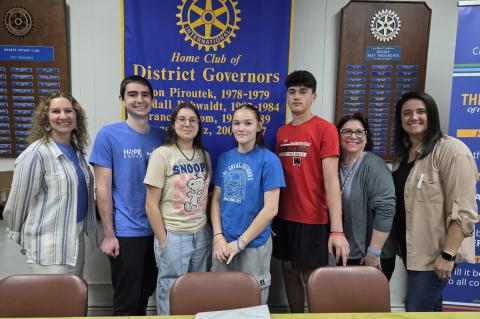 Jen Lhotak, Matt Kokes, Emmalynn Leines, Emma Turner, Jackson Woods, Lori Brunick, and Rachel Woods. Courtesy Photo
